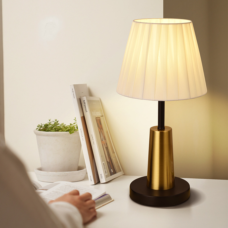 Home Decor Lamp - Nordic decorative bedroom table lamp American