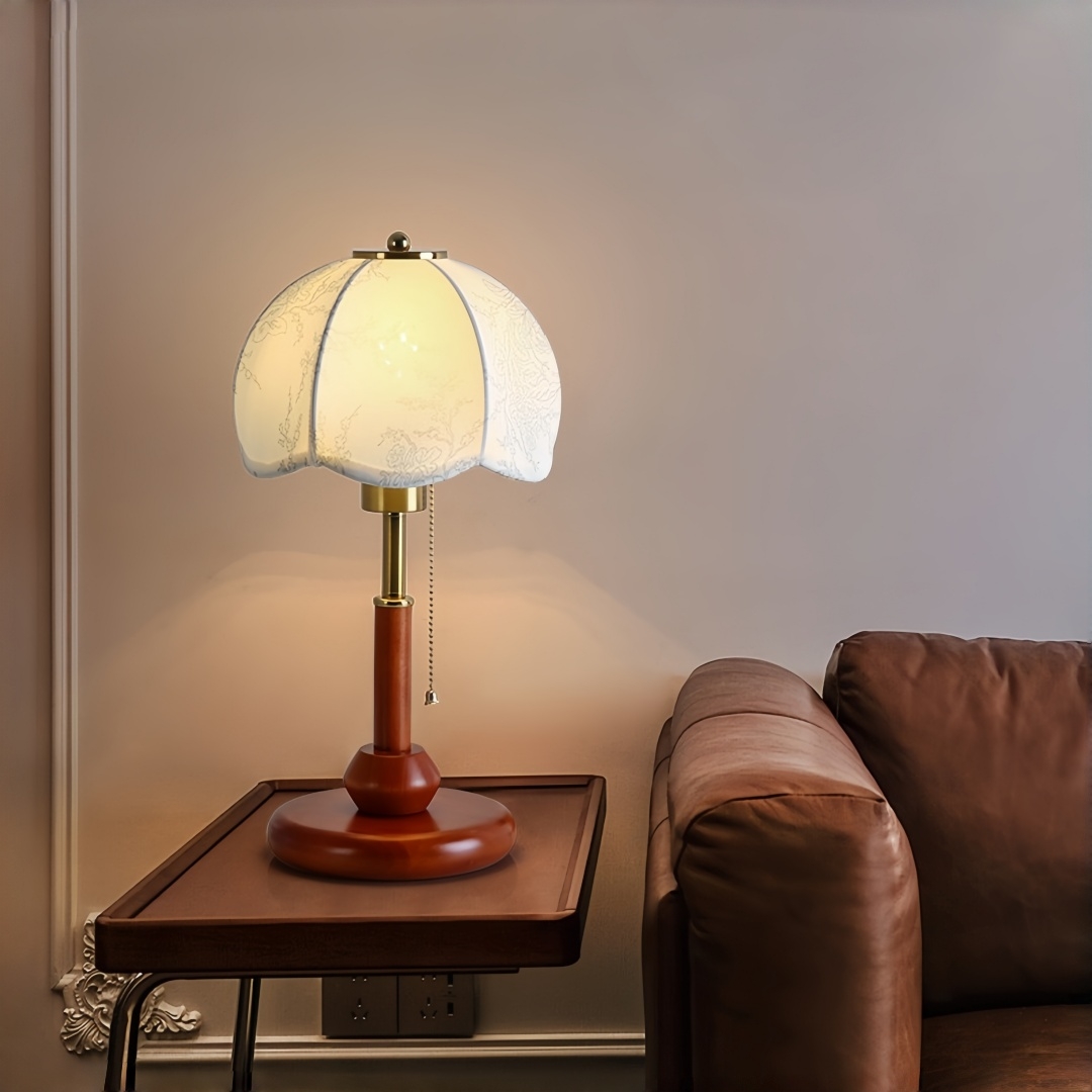 Vintage Scalloped Dome Table L - đánh giá và giá Home Decor Lamp