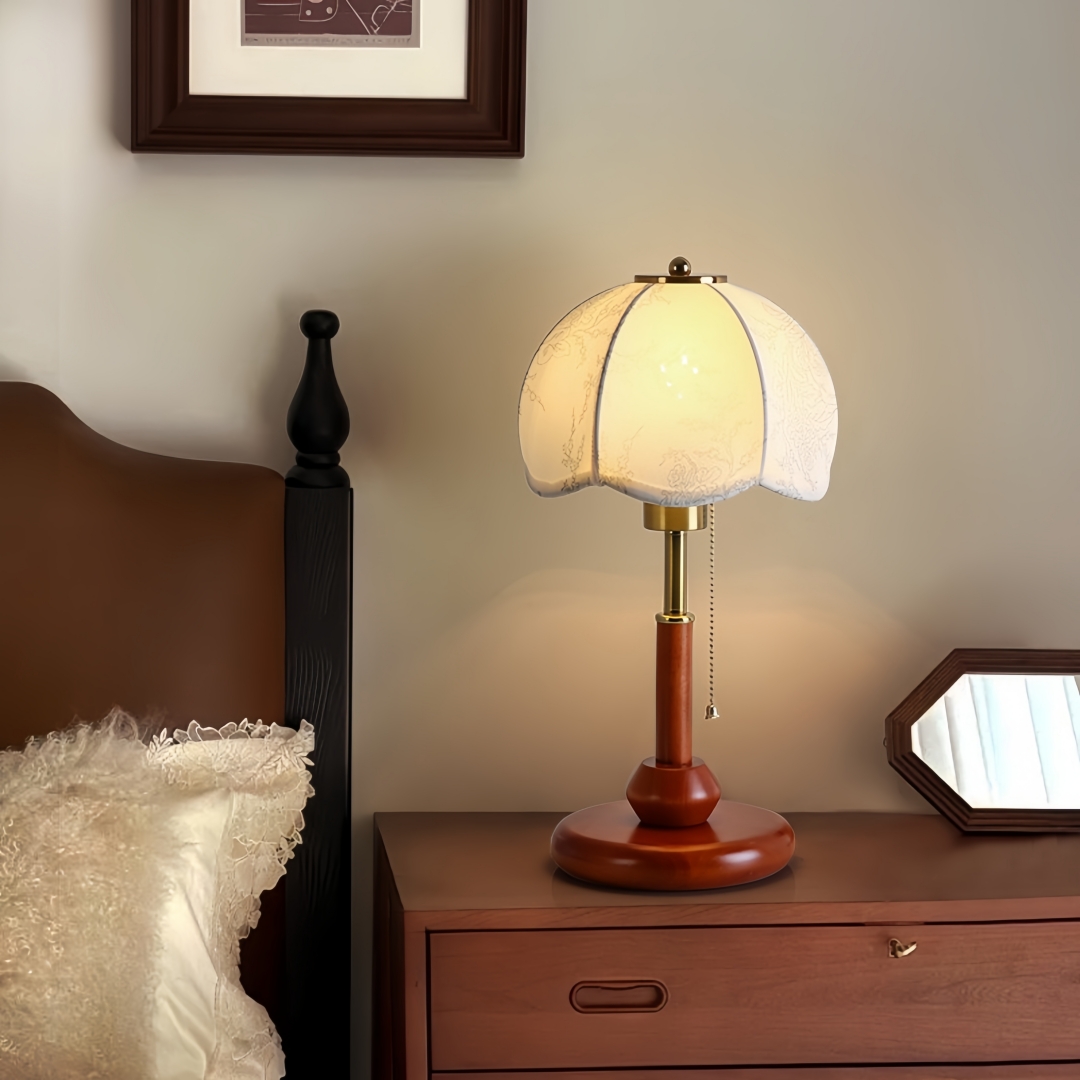 Vintage Scalloped Dome Table L - đánh giá và giá Home Decor Lamp