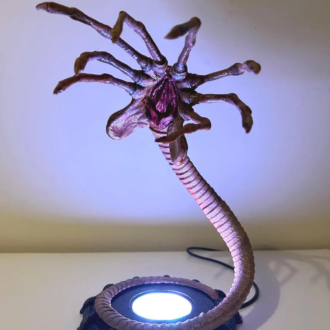 Alien Facehugger Lamp Nightlig - đánh giá và giá Home Decor Lamp